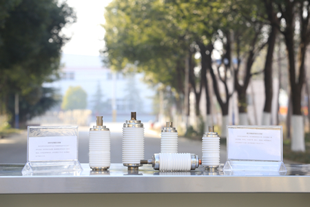 廠家如何采購真空滅弧室？根據(jù)需求進(jìn)行采購！